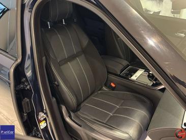 Land Rover Range Rover Velar P250 — photo 5