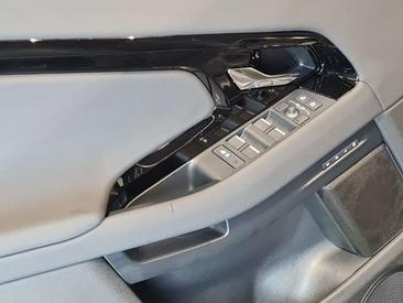 Land Rover Range Rover Evoque D200 — photo 10