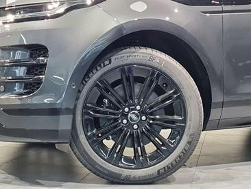 Land Rover Range Rover Evoque D200 — photo 12