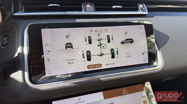 Land Rover Range Rover Velar D200 — photo 18