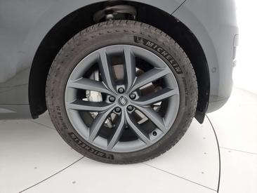 Land Rover Range Rover Sport D250 — photo 9