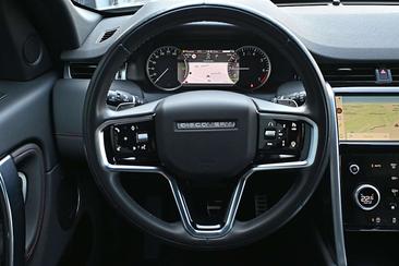 Land Rover Discovery Sport P300e — photo 13