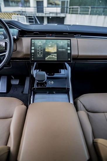 Land Rover Range Rover Sport P460e — photo 10