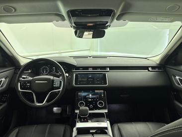 Land Rover Range Rover Velar P400e — photo 7