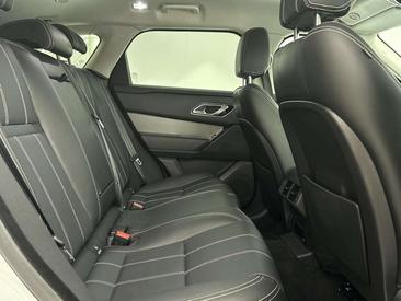 Land Rover Range Rover Velar P400e — photo 8