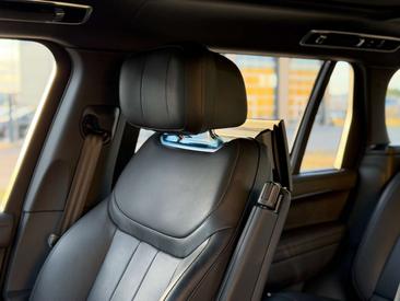 Land Rover Range Rover D350 — photo 25