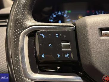 Land Rover Range Rover Velar P250 — photo 24