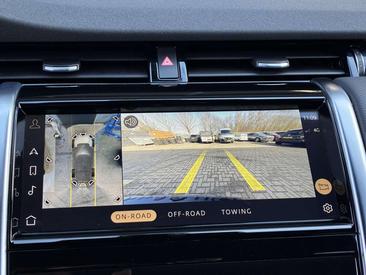 Land Rover Discovery Sport P300e — photo 5
