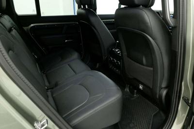 Land Rover Defender 90 D200 MHEV