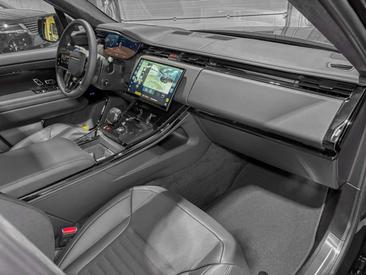 Land Rover Range Rover Sport SV Edition One — photo 16