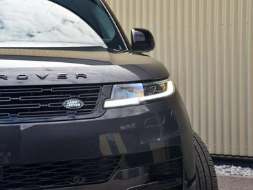 Land Rover Range Rover Sport P460e — photo 11