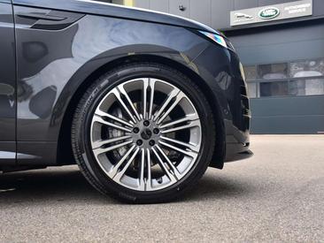 Land Rover Range Rover Sport P460e — photo 12