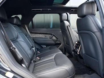 Land Rover Range Rover Sport P550e — photo 8