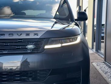 Land Rover Range Rover Sport P550e — photo 10