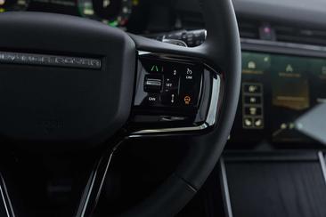 Land Rover Range Rover Evoque P269e — photo 19