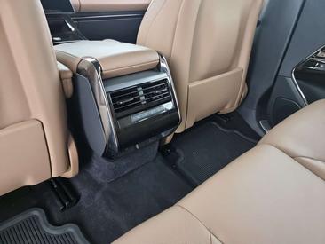 Land Rover Range Rover Sport D250 — photo 18