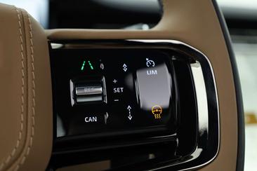 Land Rover Range Rover Sport P550e — photo 16