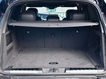 Land Rover Range Rover Sport P550e — photo 16