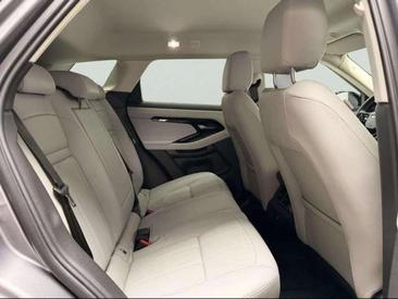 Land Rover Range Rover Evoque P160 — photo 9