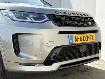 Land Rover Discovery Sport P300e — photo 20