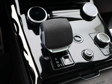 Land Rover Range Rover Sport P510e — photo 16