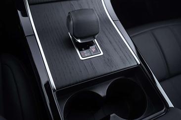 Land Rover Range Rover Evoque P269e — photo 28