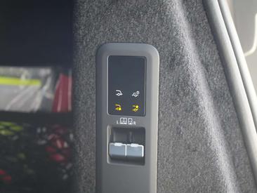Land Rover Range Rover Sport P460e — photo 10