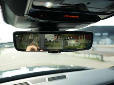 Land Rover Range Rover Sport P460e — photo 12