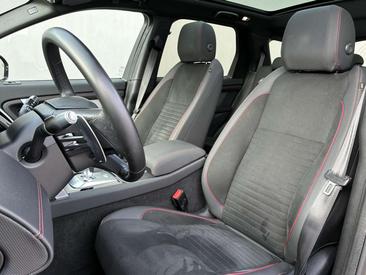 Land Rover Discovery Sport P300e — photo 26