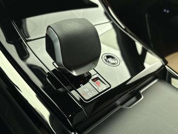 Land Rover Range Rover Sport P460e — photo 27