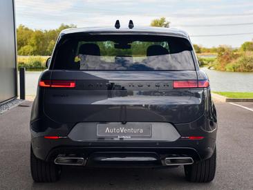 Land Rover Range Rover Sport P460e — photo 30