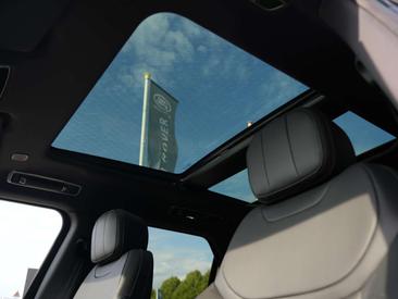 Land Rover Range Rover Sport P460e — photo 16