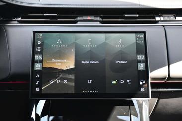 Land Rover Range Rover Sport P550e — photo 31