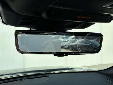Land Rover Discovery Sport P300e — photo 29