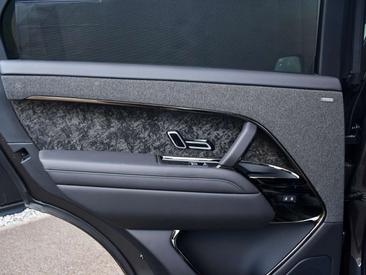 Land Rover Range Rover Sport P550e — photo 37