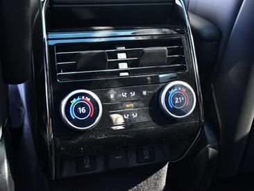 Land Rover Range Rover Sport P550e — photo 39