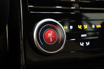 Land Rover Range Rover Sport P550e — photo 41