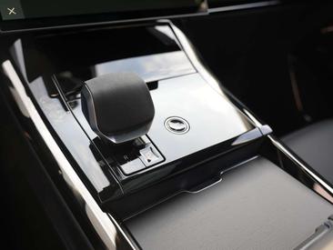 Land Rover Range Rover Sport P460e — photo 27