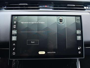 Land Rover Range Rover Sport P550e — photo 44