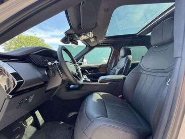 Land Rover Range Rover Sport P460e — photo 13
