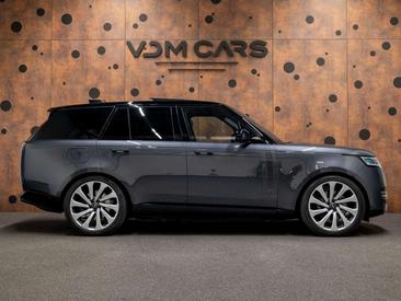 Land Rover Range Rover P550e — photo 6