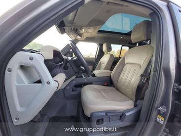 Land Rover Defender 110 D250 MHEV — photo 11