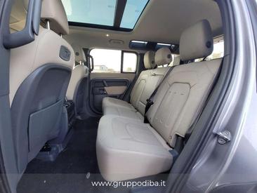 Land Rover Defender 110 D250 MHEV — photo 12