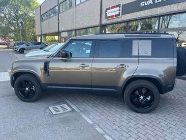 Land Rover Defender 90 D200 MHEV — photo 8