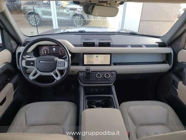 Land Rover Defender 110 D250 MHEV — photo 13