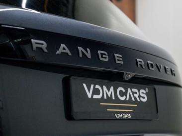 Land Rover Range Rover P550e — photo 11