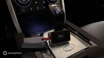 Land Rover Discovery Sport P300e — photo 16