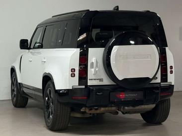 Land Rover Defender 110 D300 MHEV — photo 6