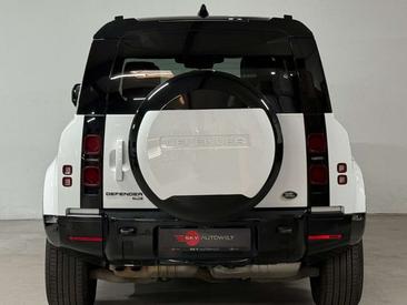 Land Rover Defender 110 D300 MHEV — photo 10