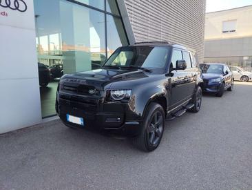 Land Rover Defender 90 D200 MHEV — photo 2